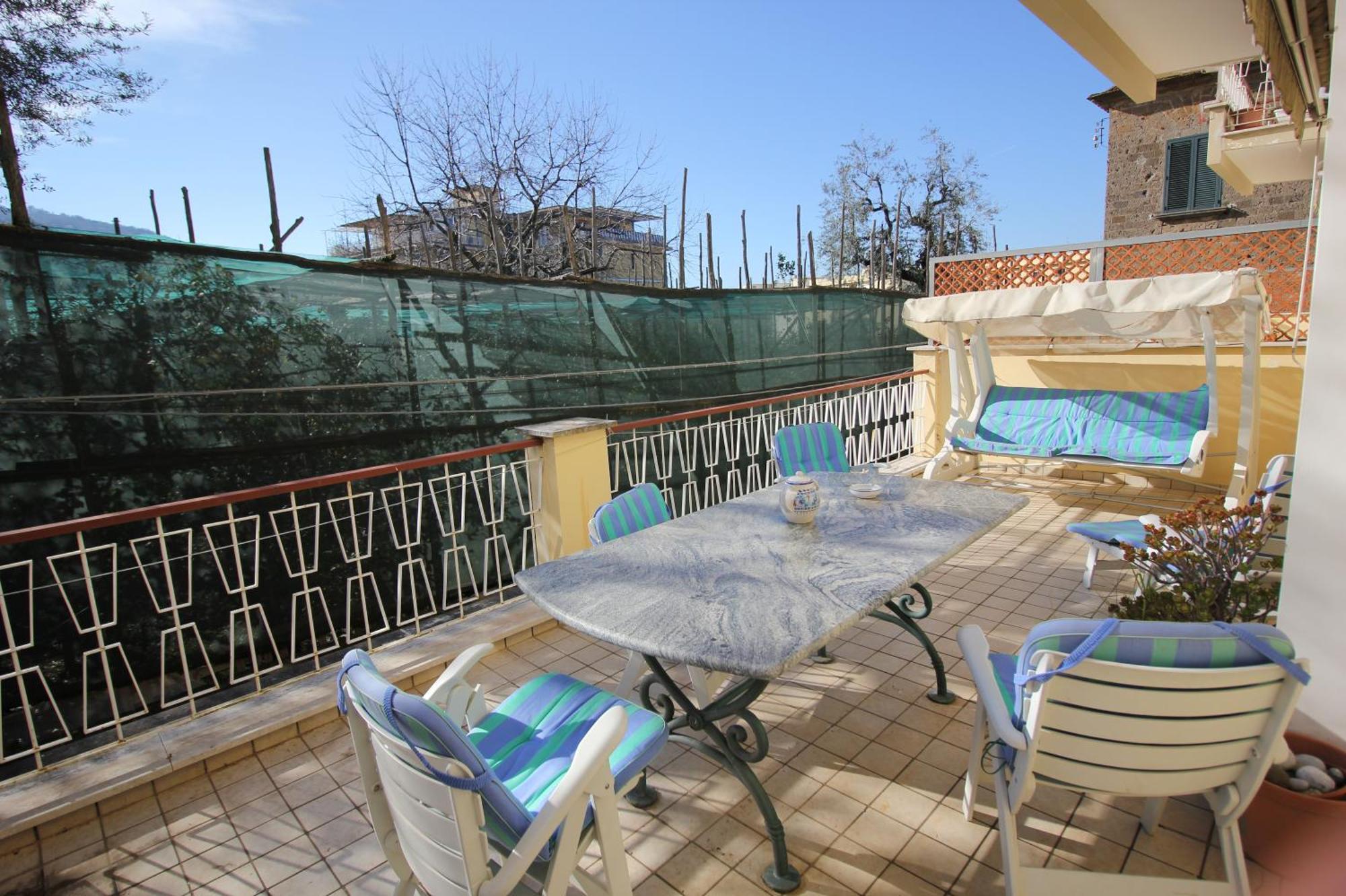 Appartement Domus Marziale à Sorrente Extérieur photo